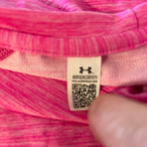 Under Armour bright pink crew neck long sleeve performance athletic top. Small - Picture 5 of 9